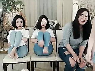 Korean girls succeed in bastinado